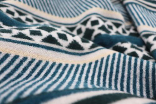 Biederlack Poncho - Ethno Petrol