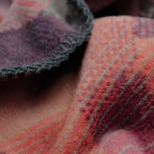 Biederlack Wohndecke - Garnet Glow