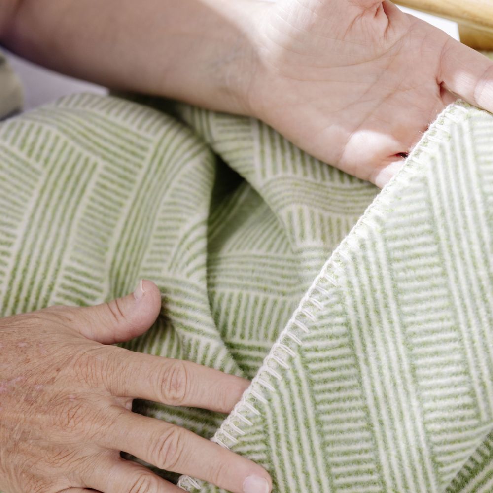 Ibena Wohndecke - Nazca grün