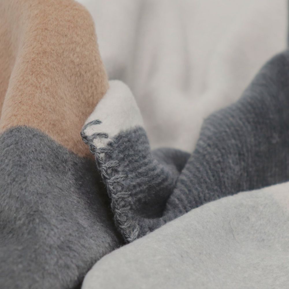 Biederlack XXL Wohndecke - Black Part 220x240cm